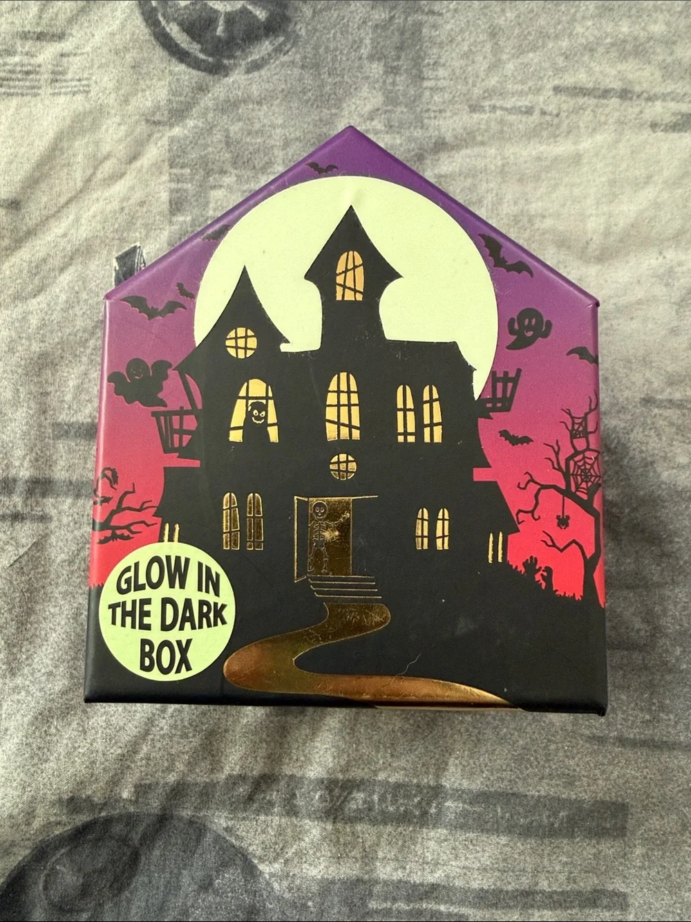 NIB BELLA AND JACK GLOW IN THE DARK BATTY DANGLE EARRINGS - Picture 3 of 5